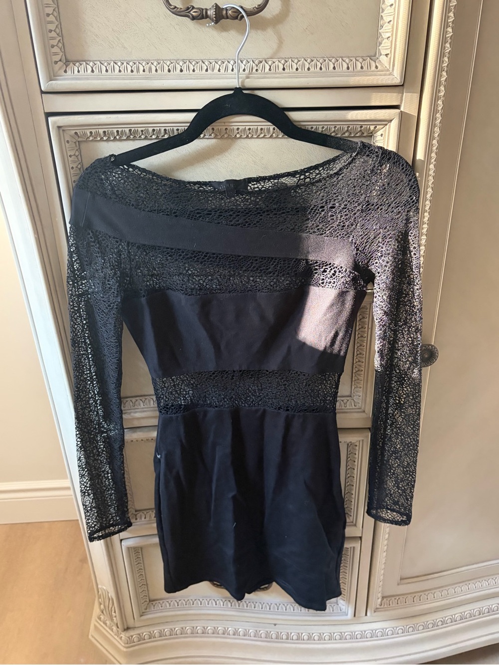 h:ours Black Illusion Lace Long Sleeve Stretch Bodycon Dress